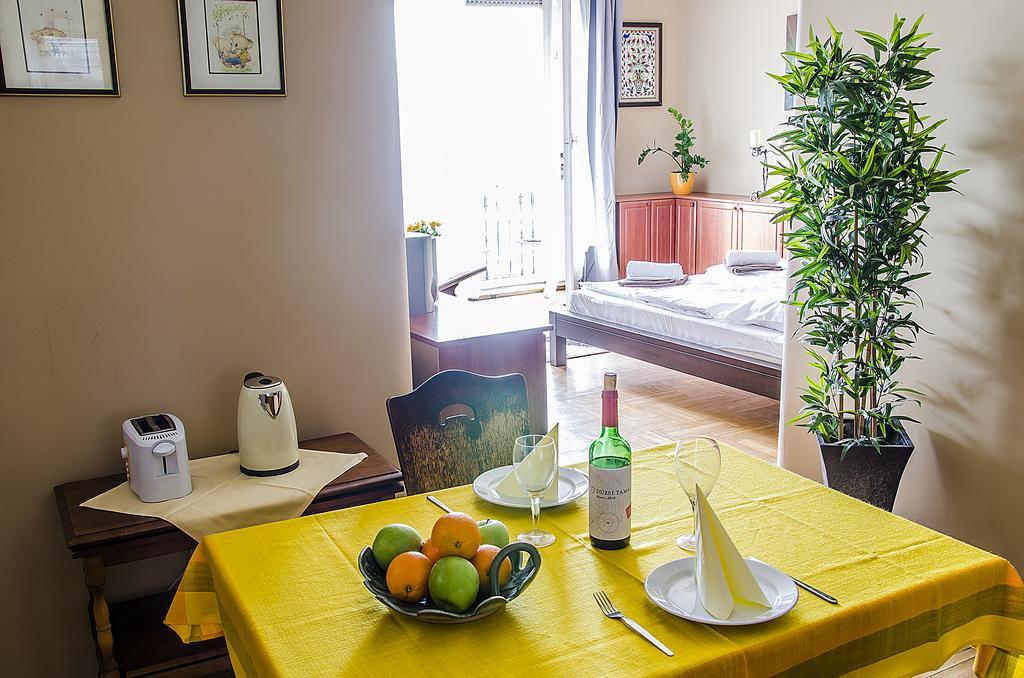 Danube Pest-Side Apartment Budapest Bagian luar foto