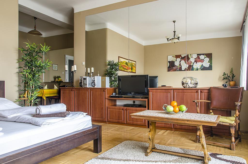 Danube Pest-Side Apartment Budapest Bagian luar foto
