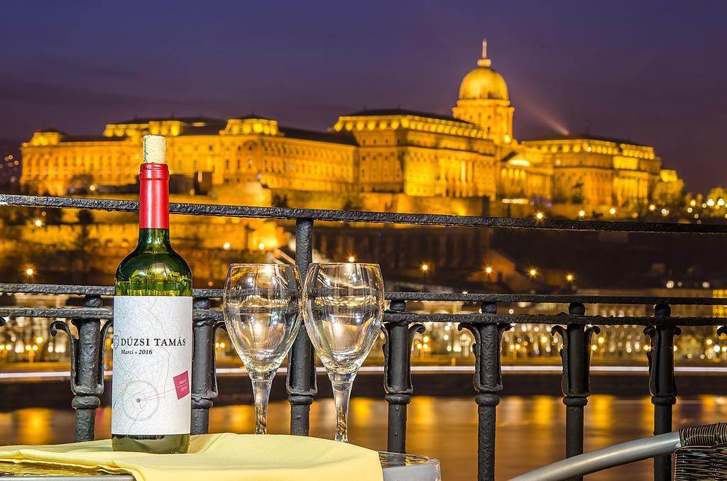 Danube Pest-Side Apartment Budapest Bagian luar foto