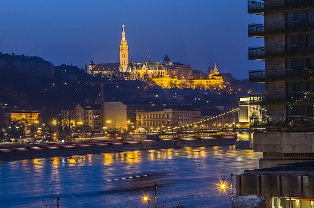 Danube Pest-Side Apartment Budapest Bagian luar foto
